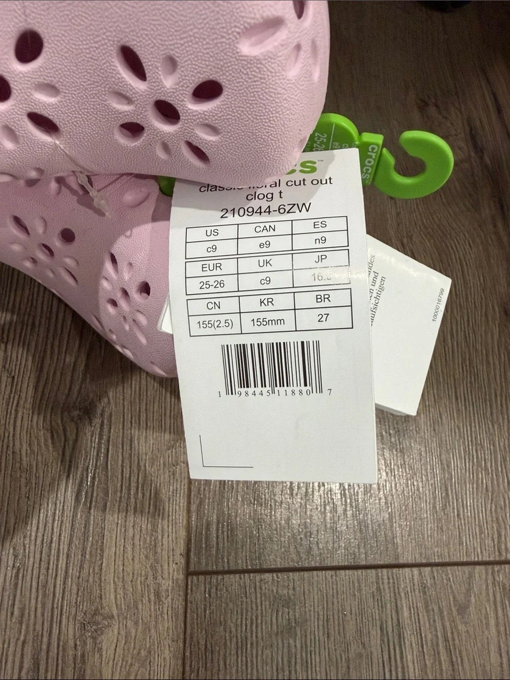 CROCS new tags